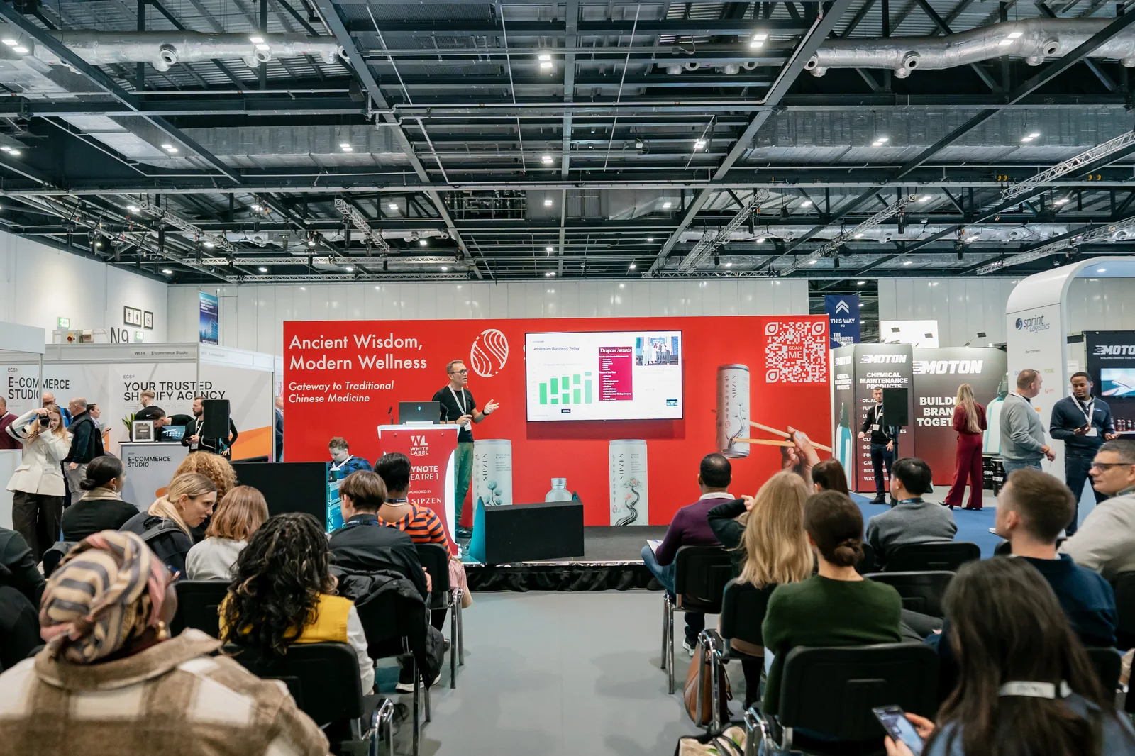 Sami's Studio — Main Stage & Keynotes, London corporate photography